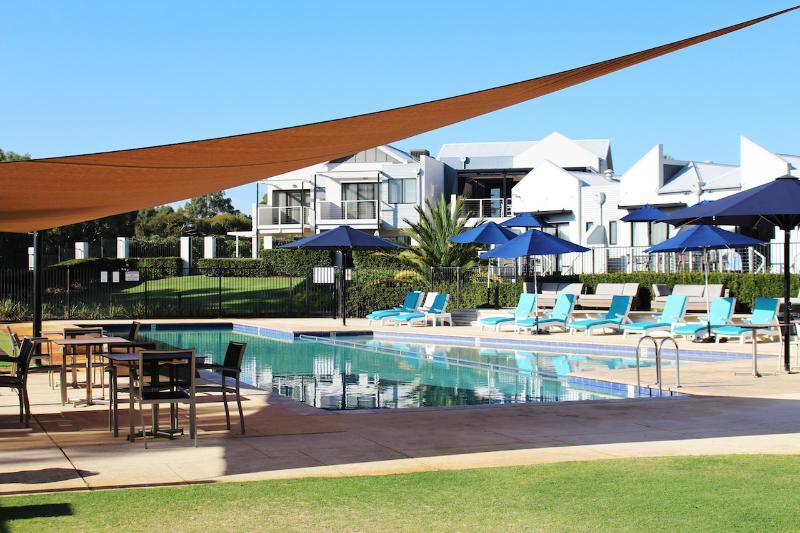 Assured Ascot Quays Apartment Hotel Perth Exterior foto