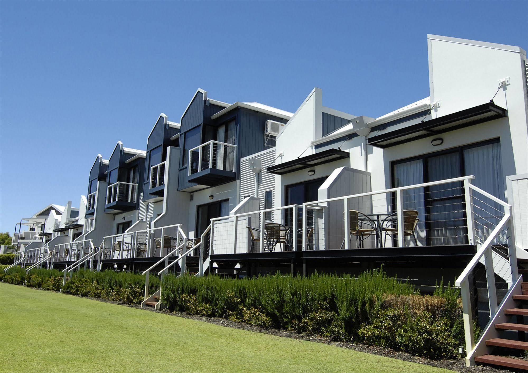 Assured Ascot Quays Apartment Hotel Perth Exterior foto
