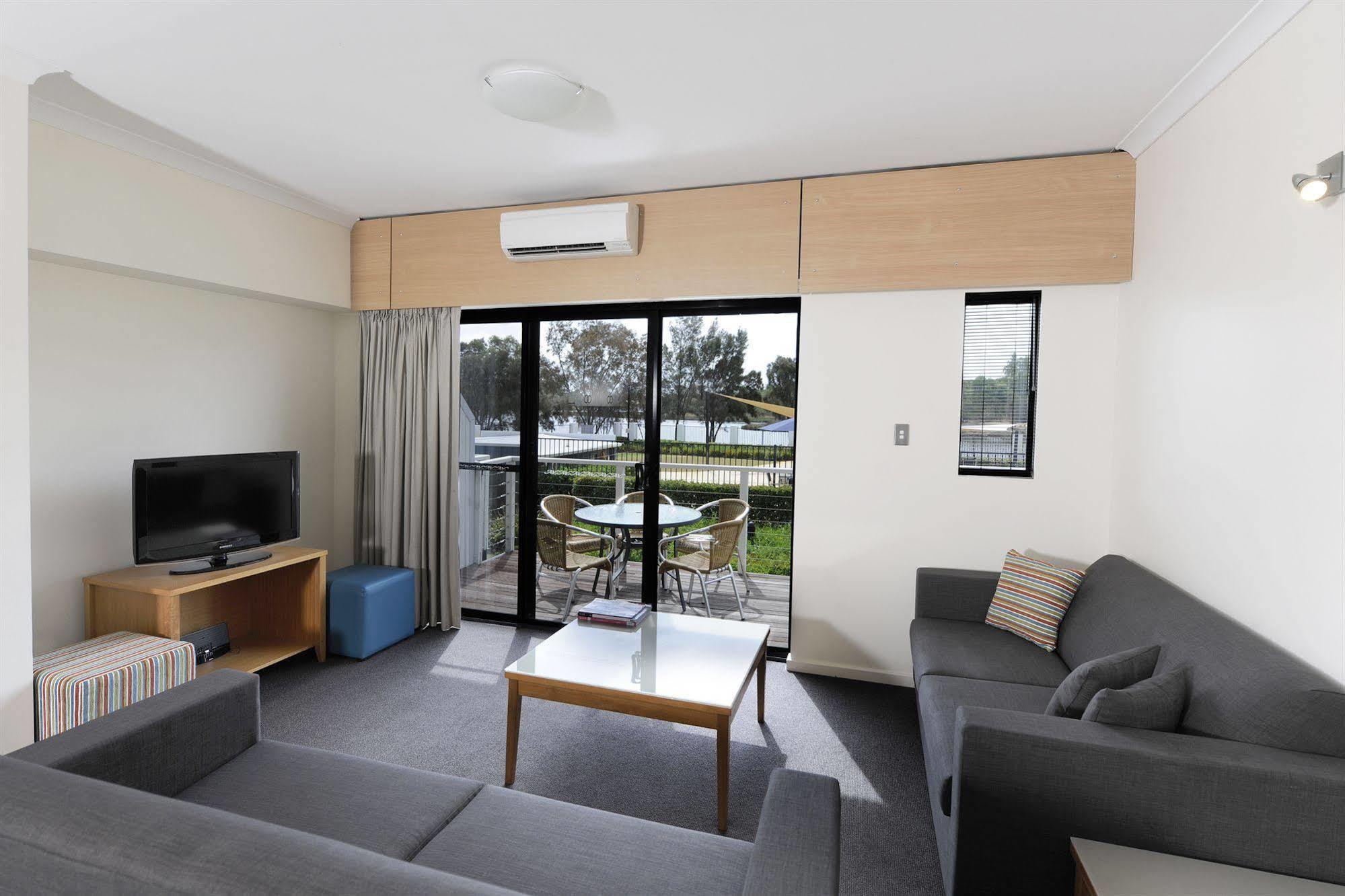 Assured Ascot Quays Apartment Hotel Perth Exterior foto